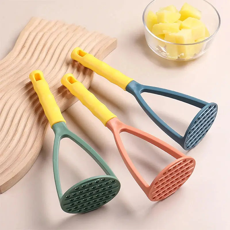 Presse purée ergonomique 3 couleurs