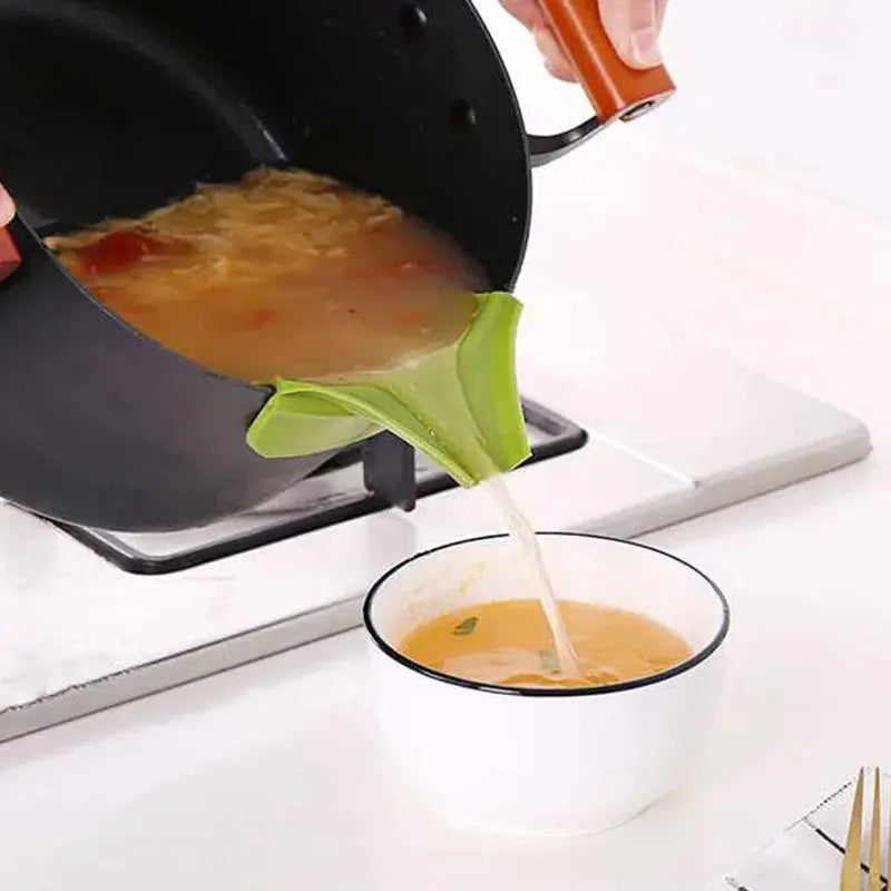 Bec verseur casserole potages