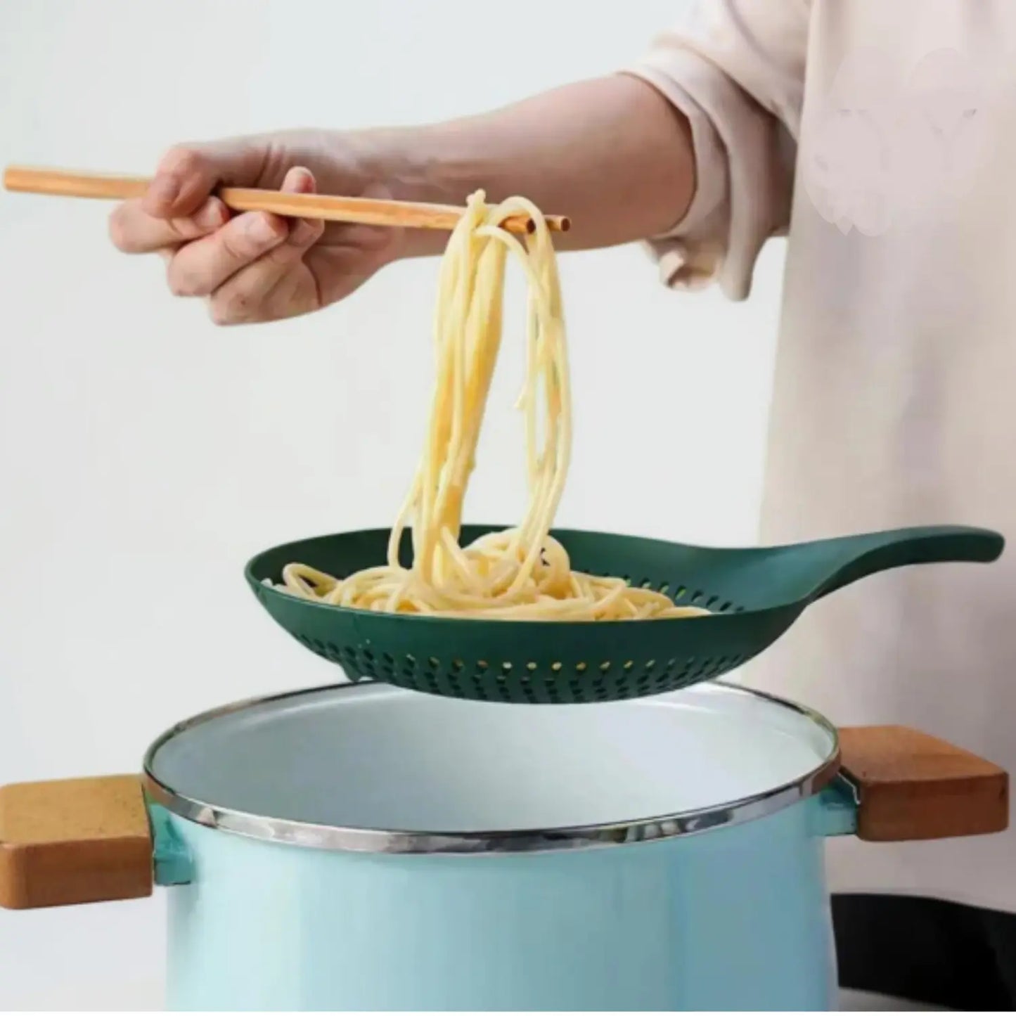 Cuillere passoire en silicone Paradis Cuisine